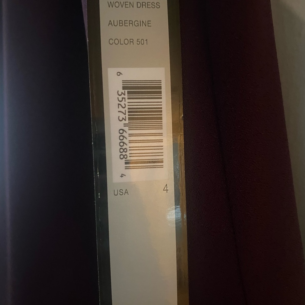 NWT-Tahari ASL modern flapper dress.